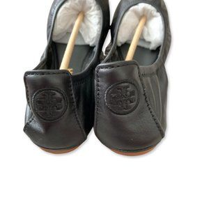NWT Includes Box & Tote: Tory Burch Eddie Flats